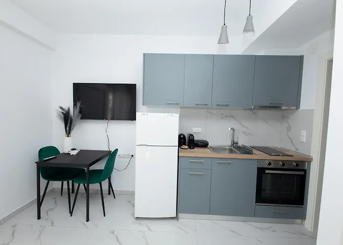 E&S Balaska Apartments