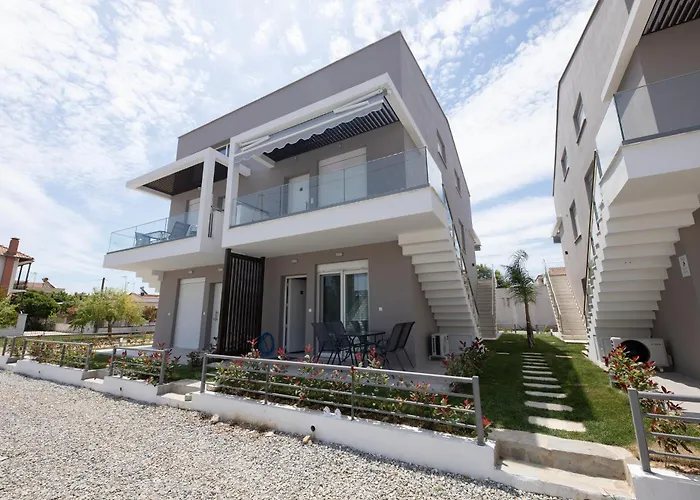 E&S Balaska Apartments
