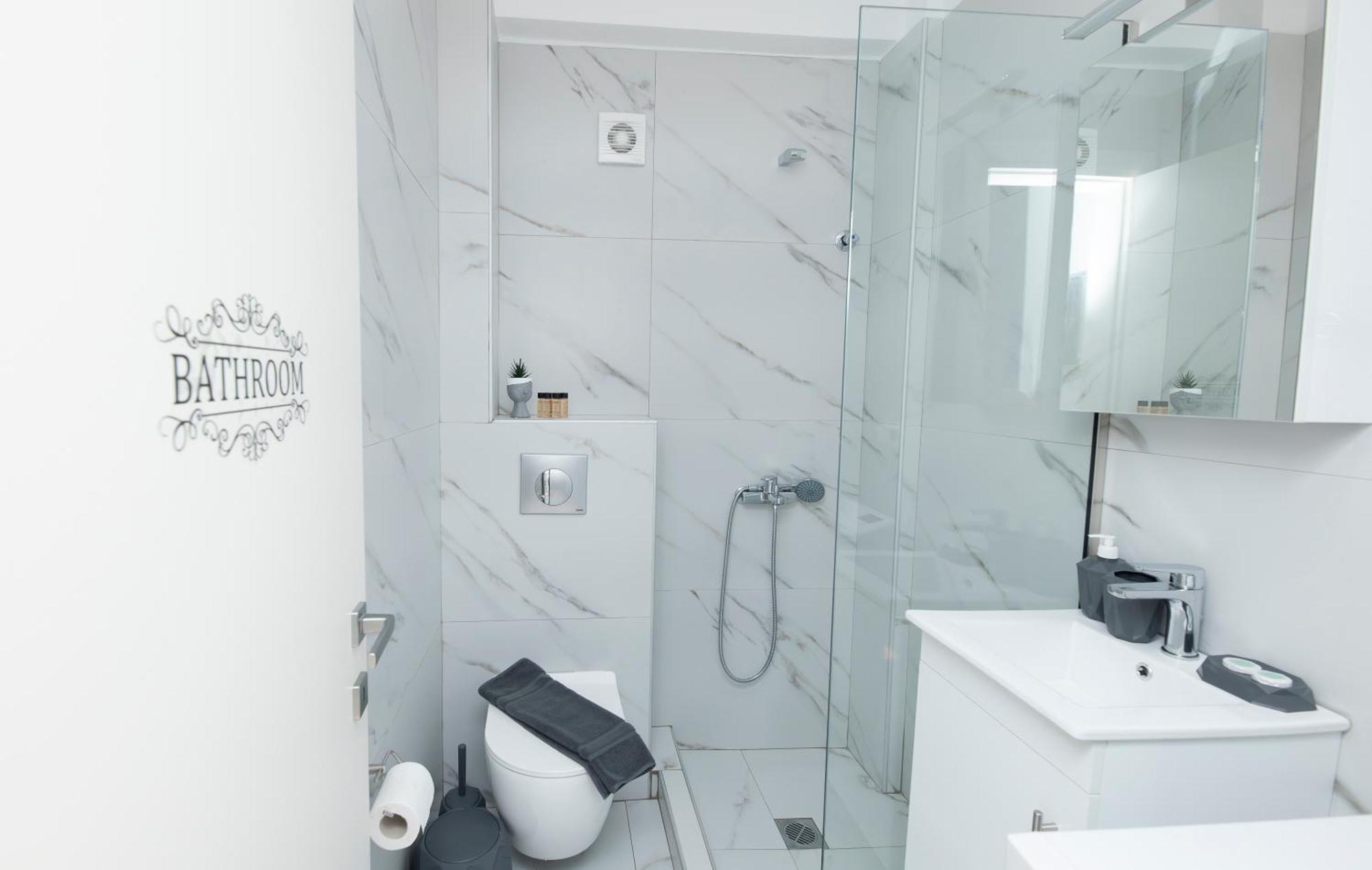 Apartment E&s Balaska Kavala